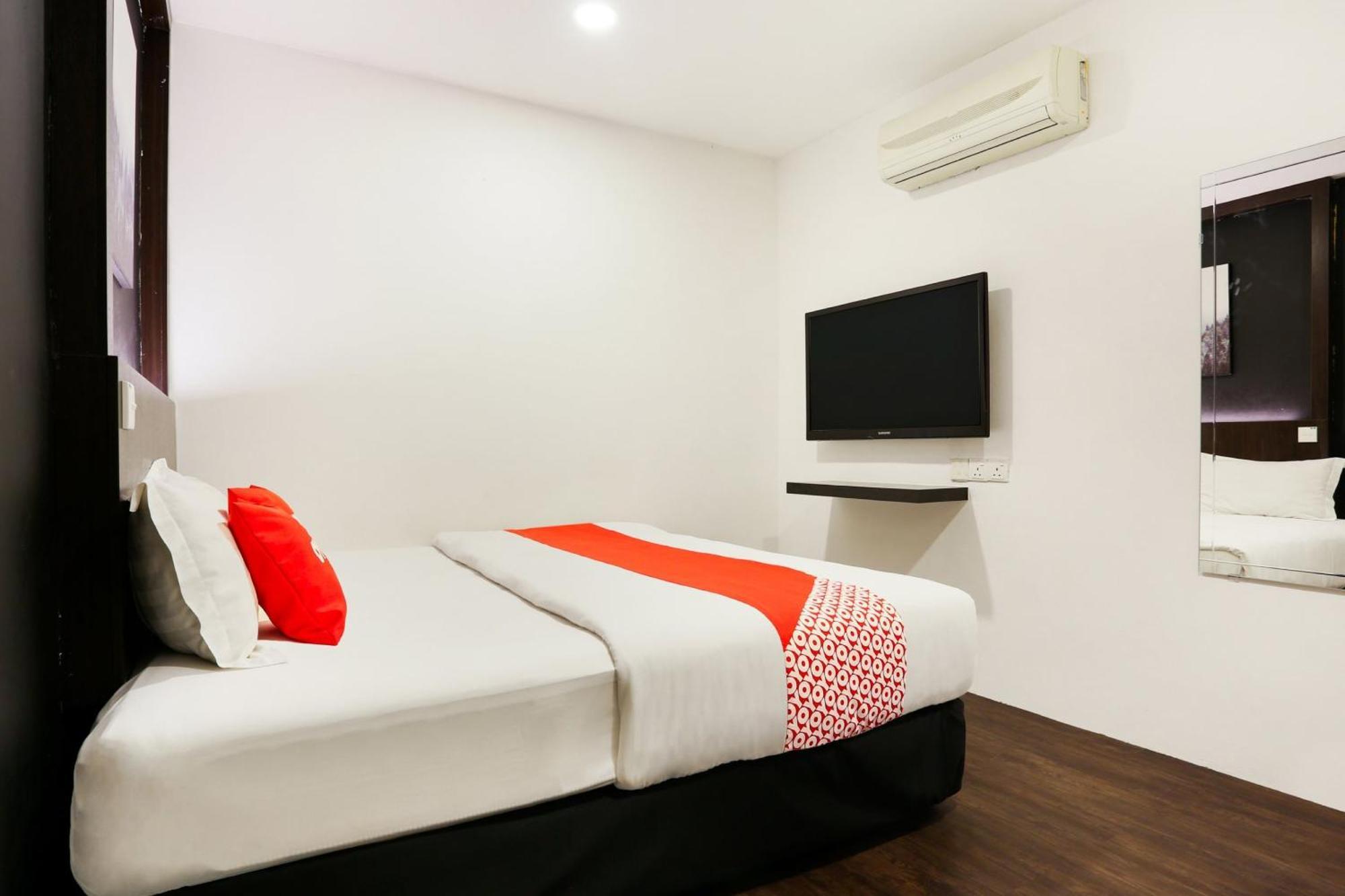 Oyo 90460 Hotel Kl2F Rest & Go Shah Alam Exterior photo